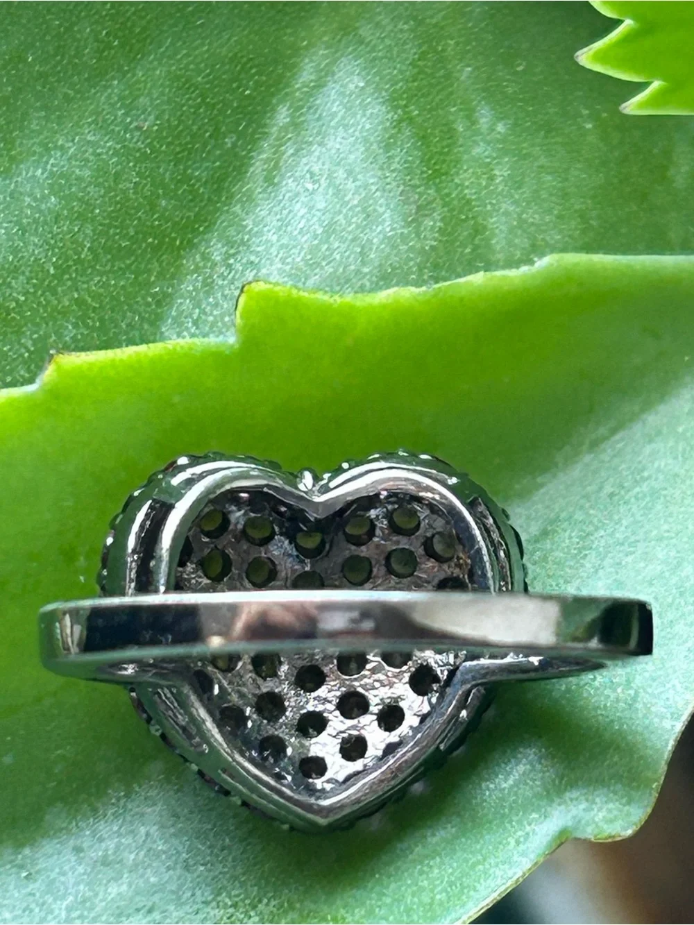 Vintage Heng Nagai black tone Sterling Silver clusters pave ruby love Heart ring